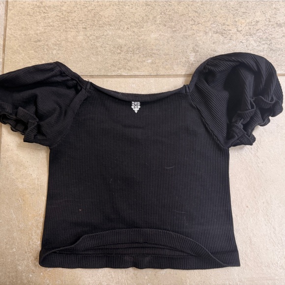FP Movement Happiness Runs Puff Sleeve Crop size xs/s in black - Picture 4 of 5